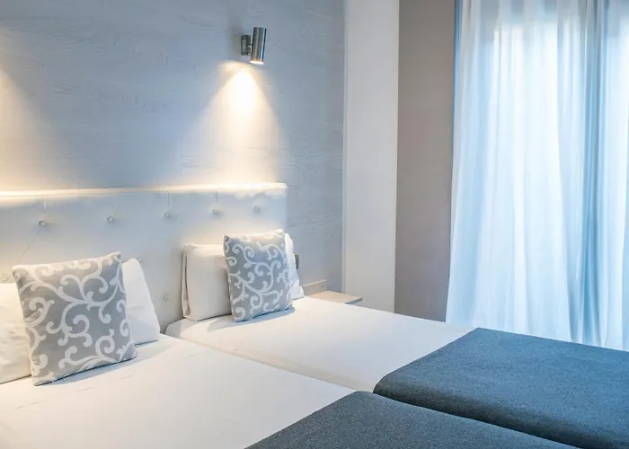 Rambla108 Hotel apartamentowy 3*