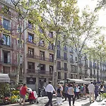 Appart hôtel Rambla108 3*