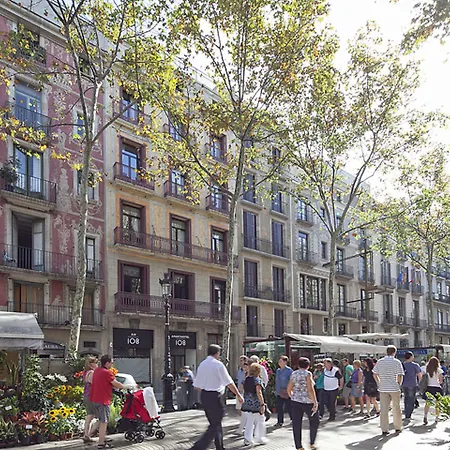 Lejlighedshotel Rambla108 3*